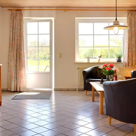 Ferienhof Mau Reihenhaus Huhn - #10864